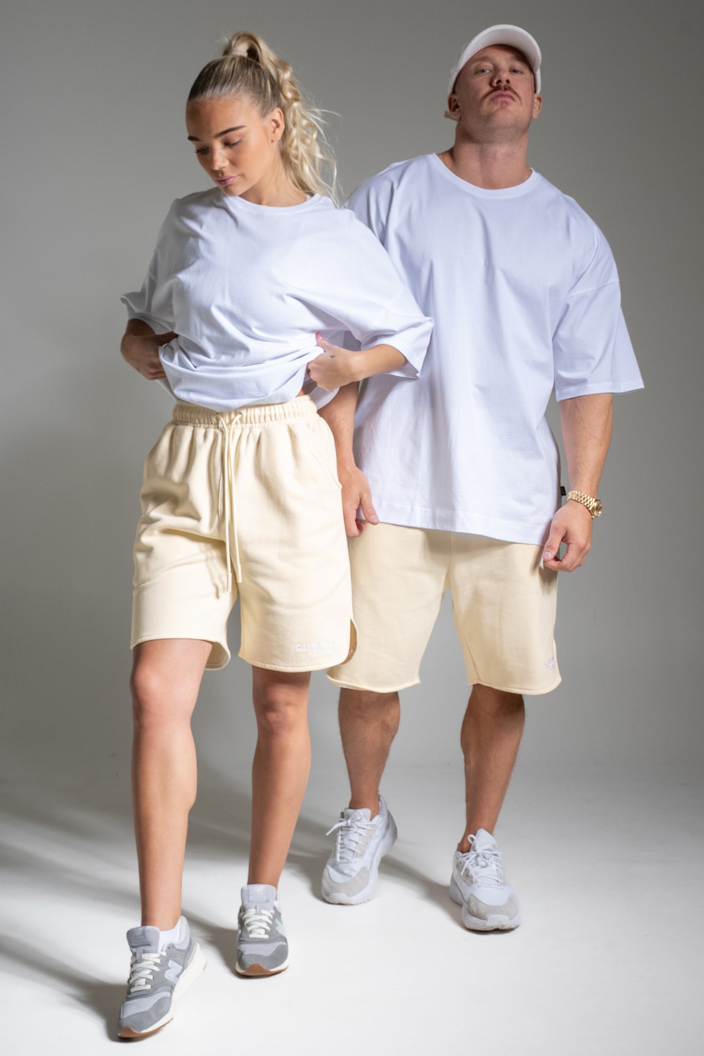 Light collegeshortsit kerma