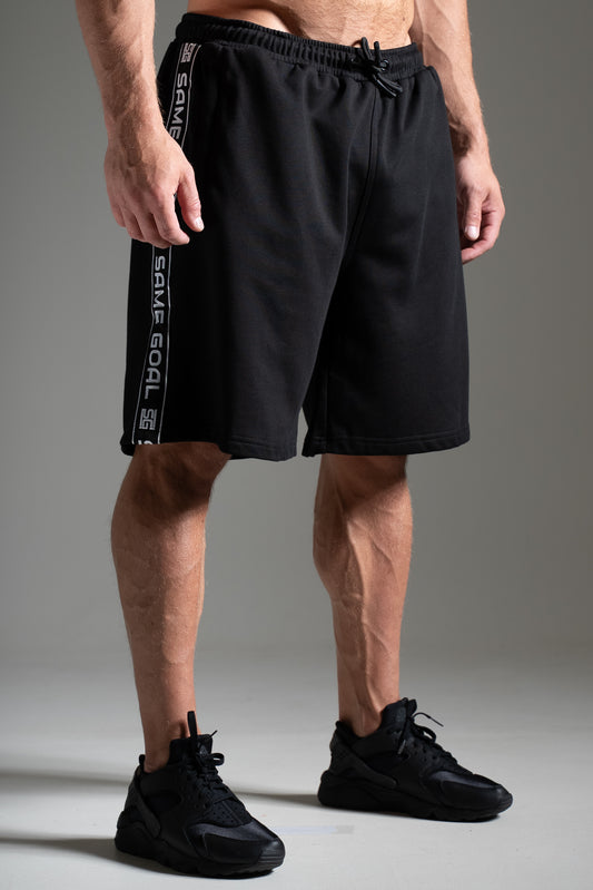 Loose shortsit musta