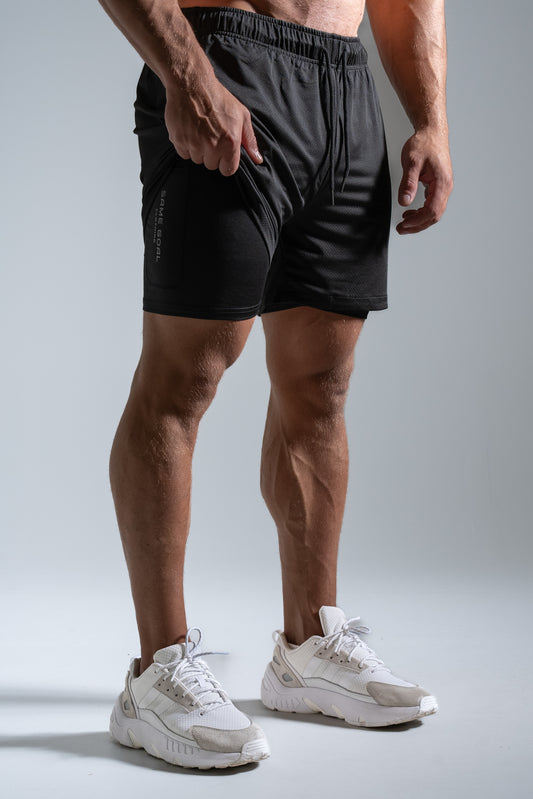 Active treenishortsit musta