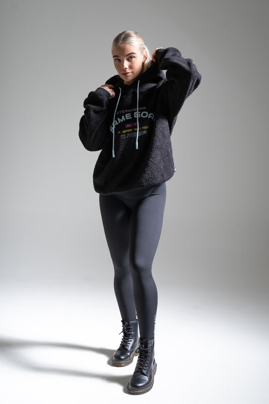 Oversize teddyhuppari lakritsi