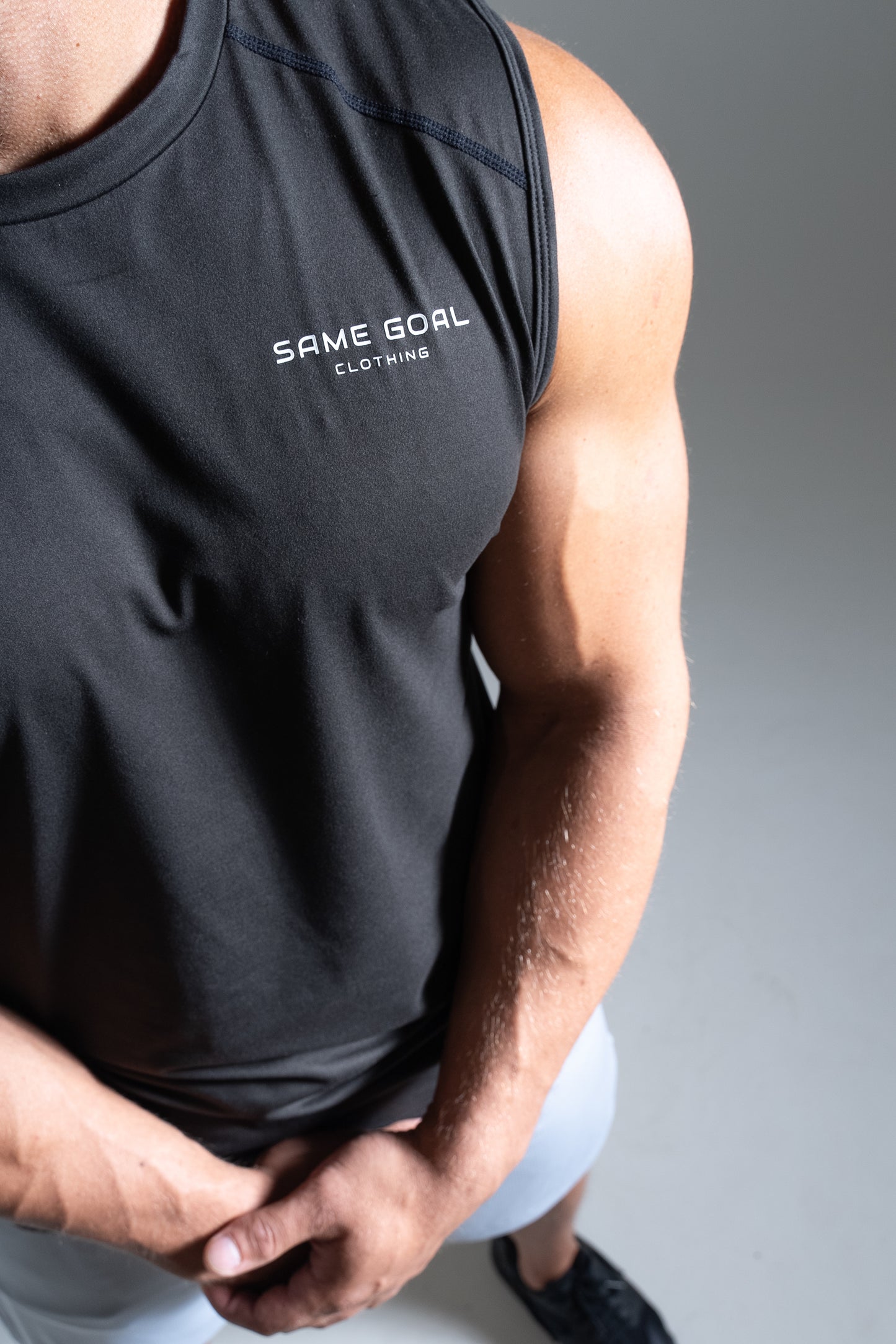 Active hihaton musta