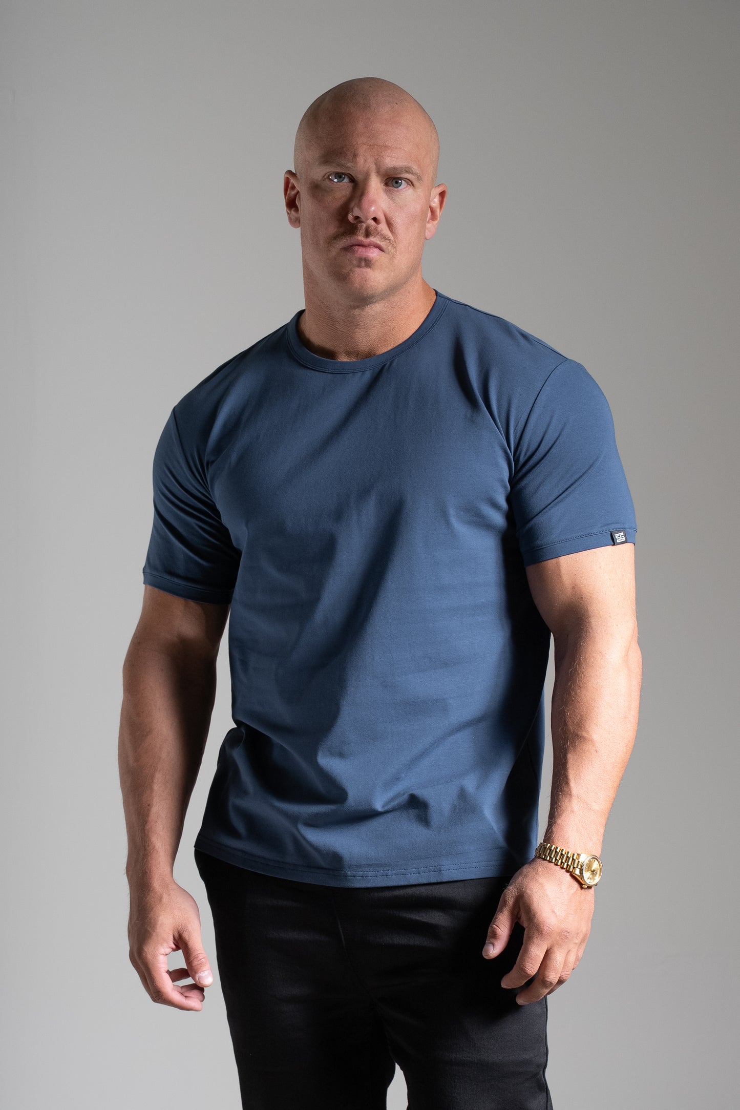 Miesten Basic o-neck t-paita tummansininen