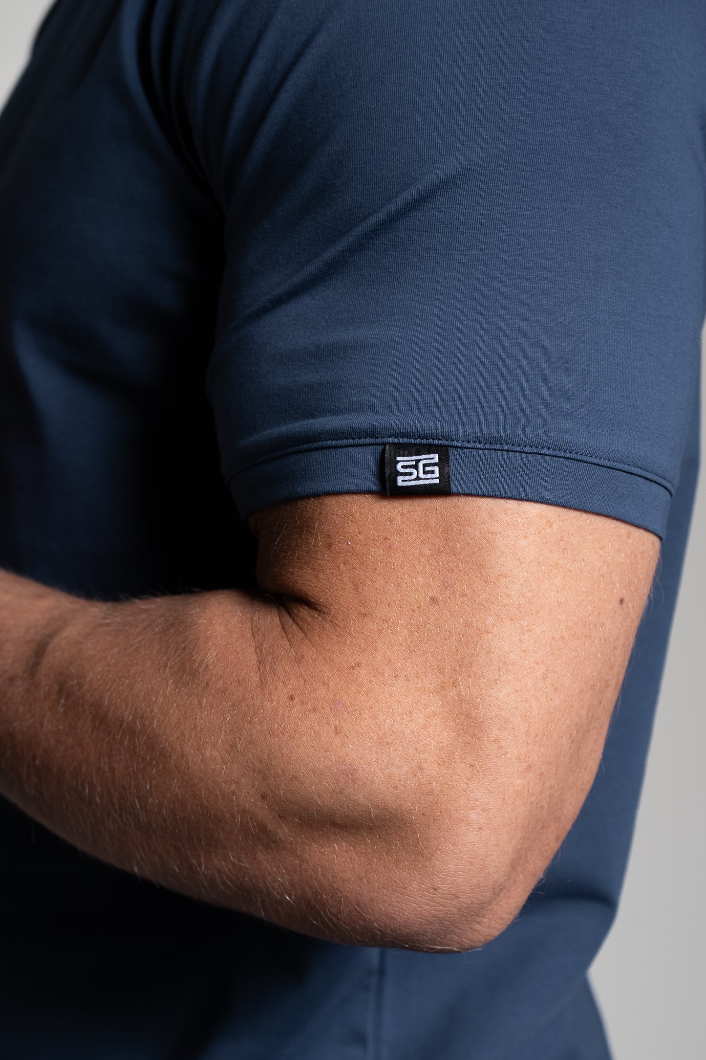 Miesten Basic o-neck t-paita tummansininen