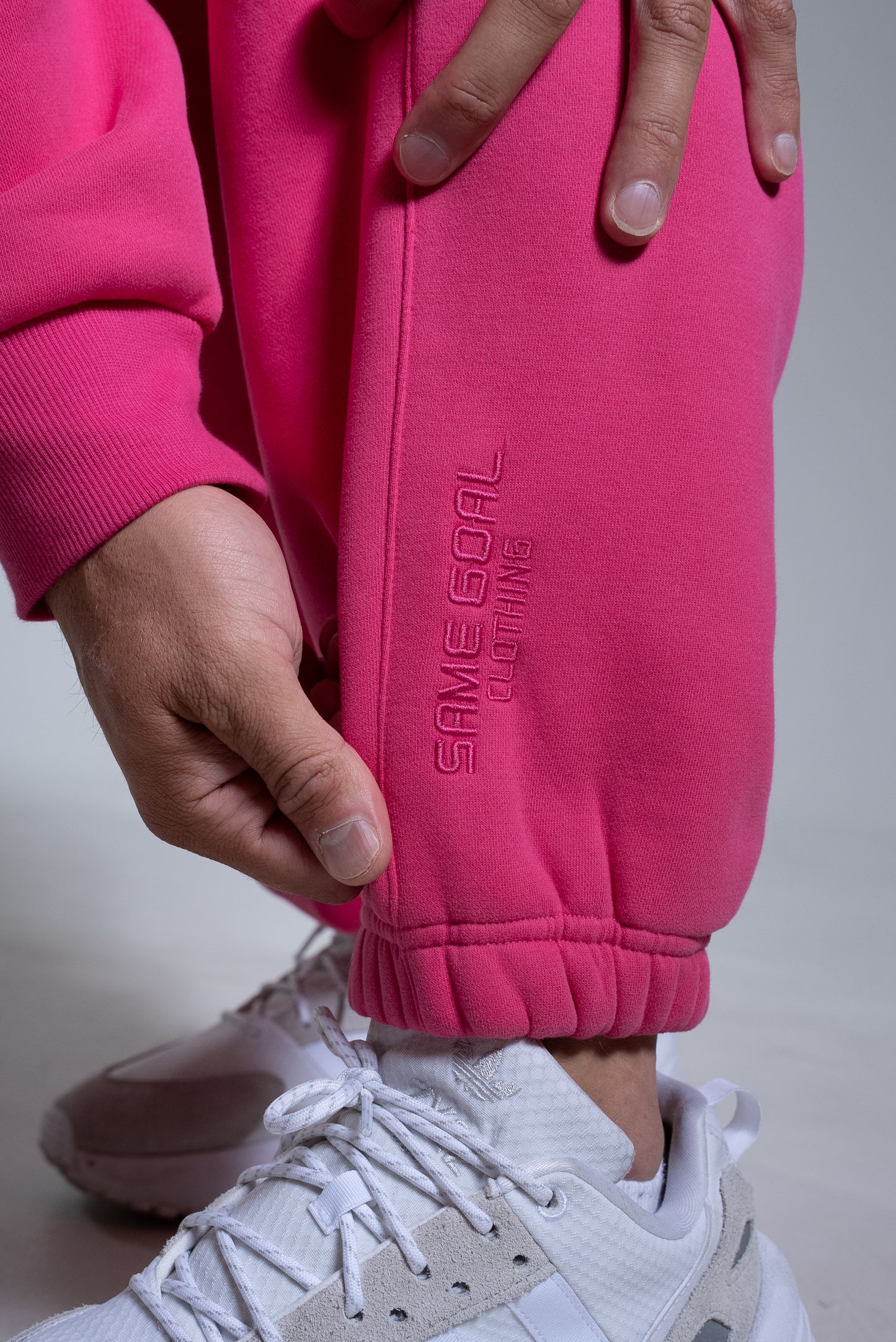 HEAVY collegehousut  pinkki