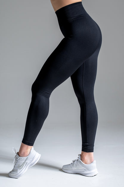 Sport seamless trikoo musta