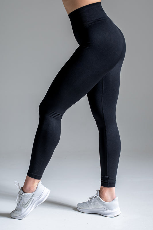 Sport seamless trikoo musta