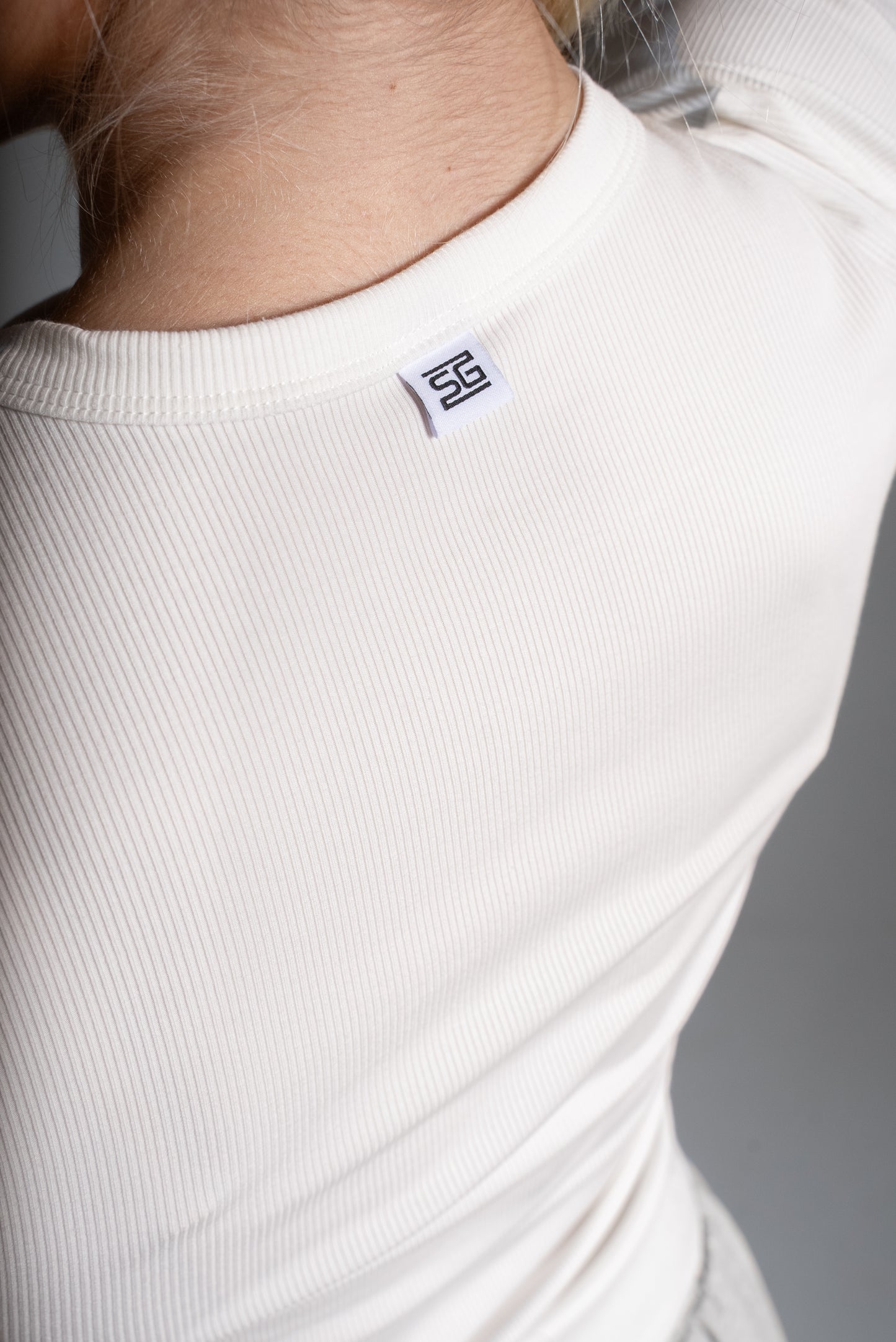 Ribbi t-paita luonnonvalkoinen