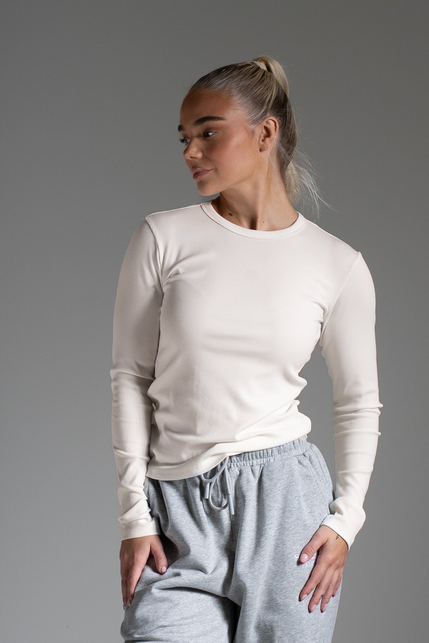 Ribbi paita luonnonvalkoinen