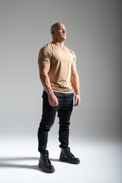 Miesten Basic o-neck t-paita vaaleanruskea