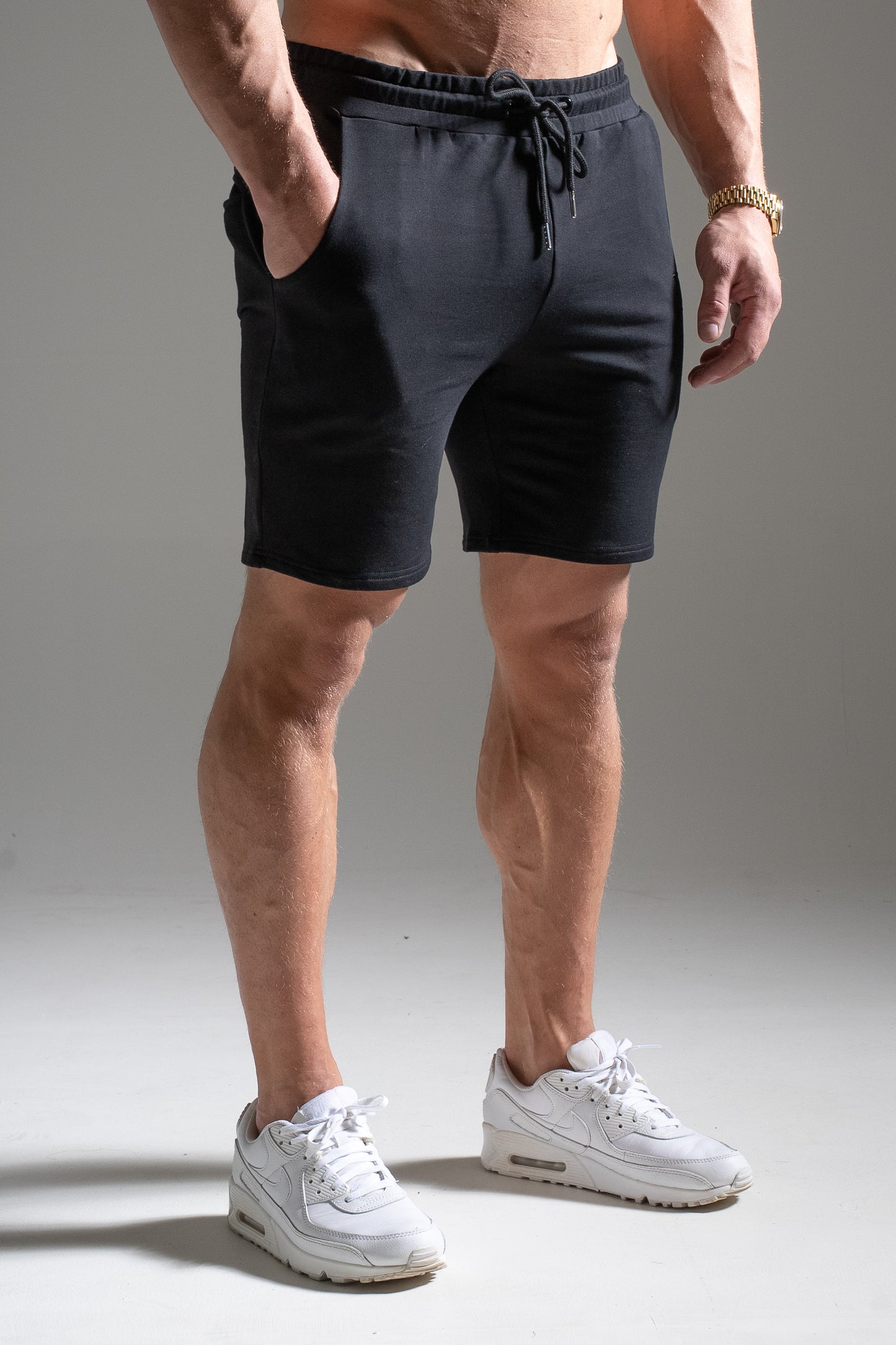 Miesten Basic shortsit musta