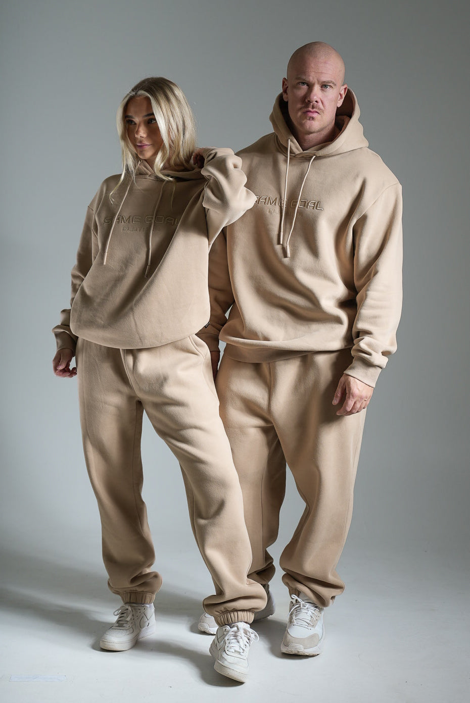 Heavy oversize huppari beige