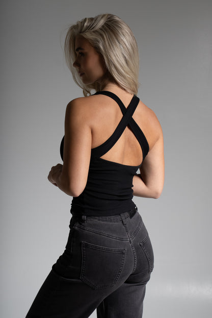 Rib cross back top musta